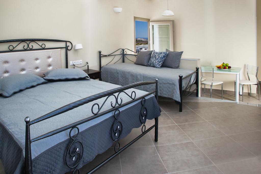 Santa Rinoula Suites Sea Sunset Views Adults Only Megalohóri Kültér fotó