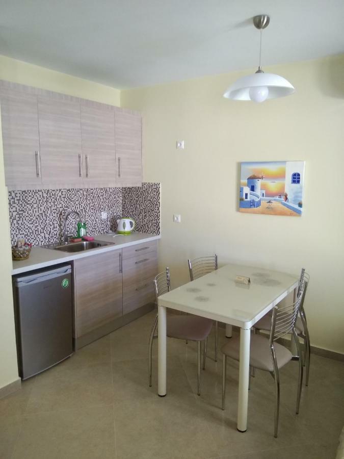 Santa Rinoula Suites Sea Sunset Views Adults Only Megalohóri Kültér fotó